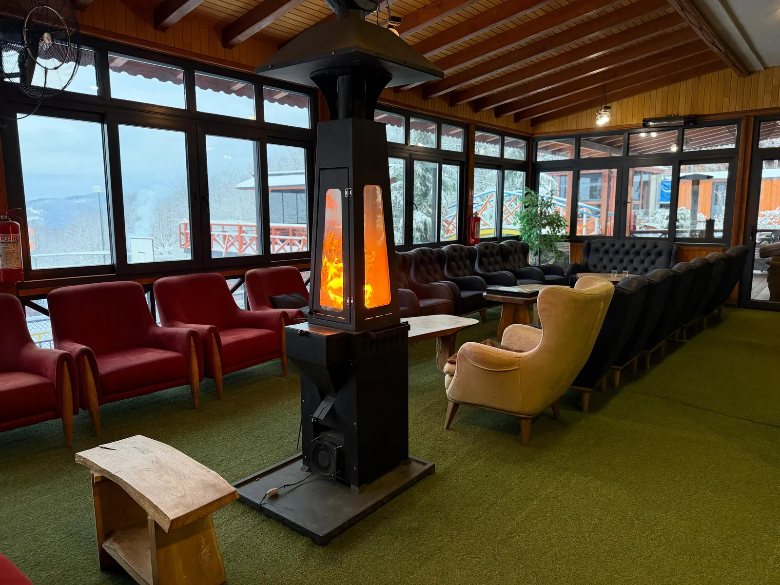 Observation lounge