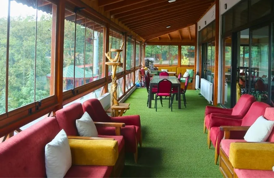 Restaurant and social areas — photo 3