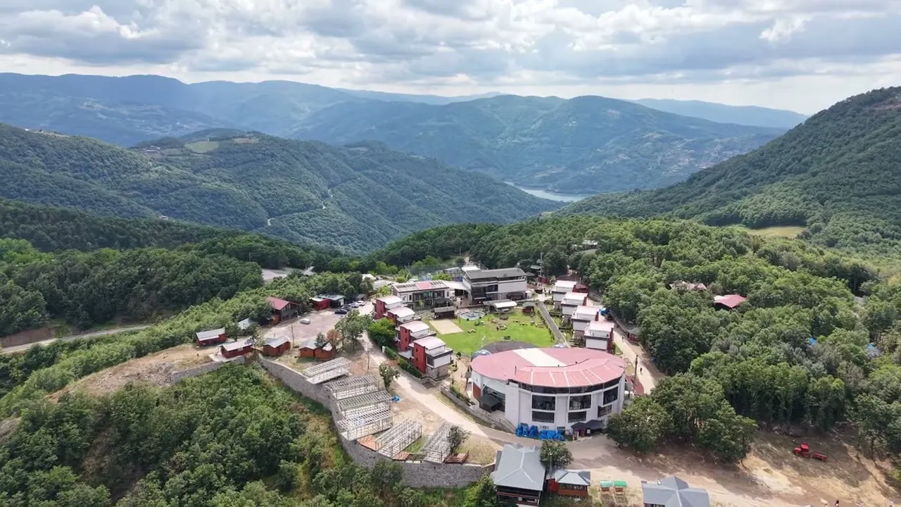 HK kamp alanının havadan görünümü